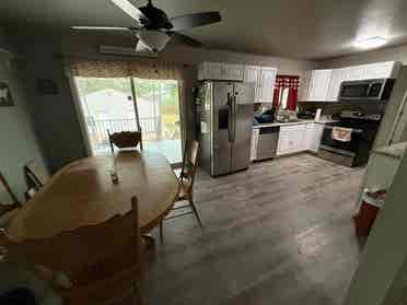 QUALITY Roommates wanted!