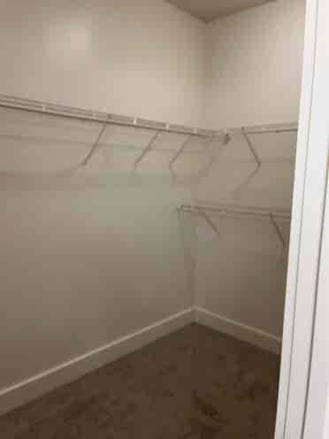 Immediate roommate near jax beach.