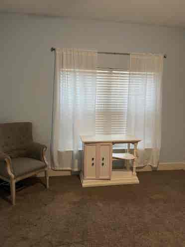 Immediate roommate near jax beach.