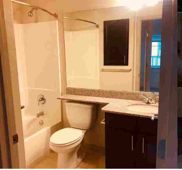 Private room and bathroom for rent