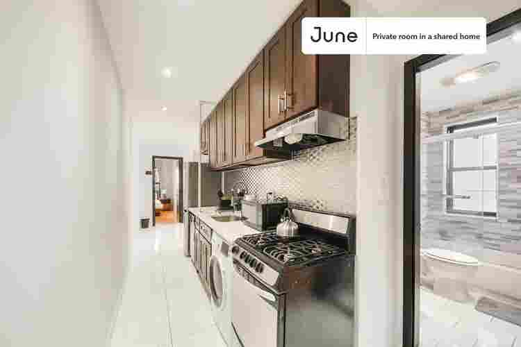 4 BR in New York City