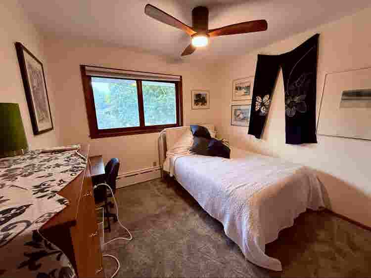 Furnished room in upscale home