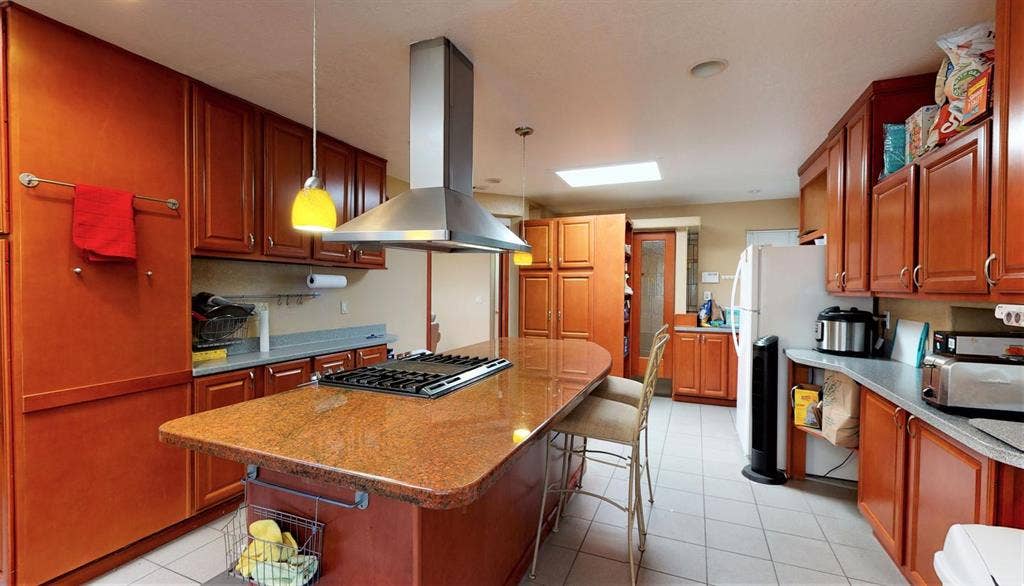1 BR in Santa Clara