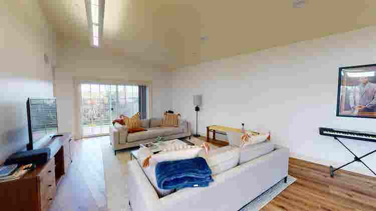 1 BR in East Palo Alto