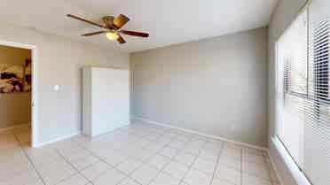 1 BR in Austin