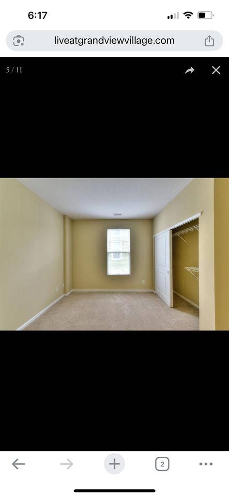 Sublease room in Grandview