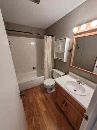 Room for rent in Niwot, CO.