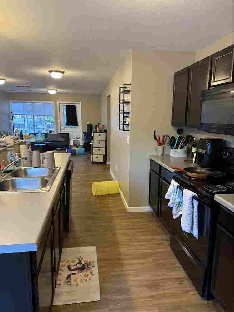 NEED A SUBLET URGENTLY