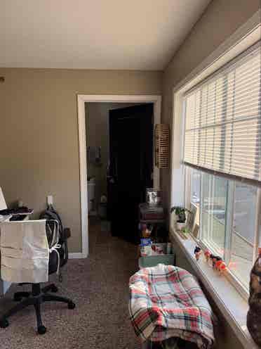 NEED A SUBLET URGENTLY