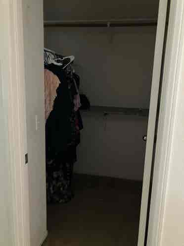 Room for rent!! I’m renting room