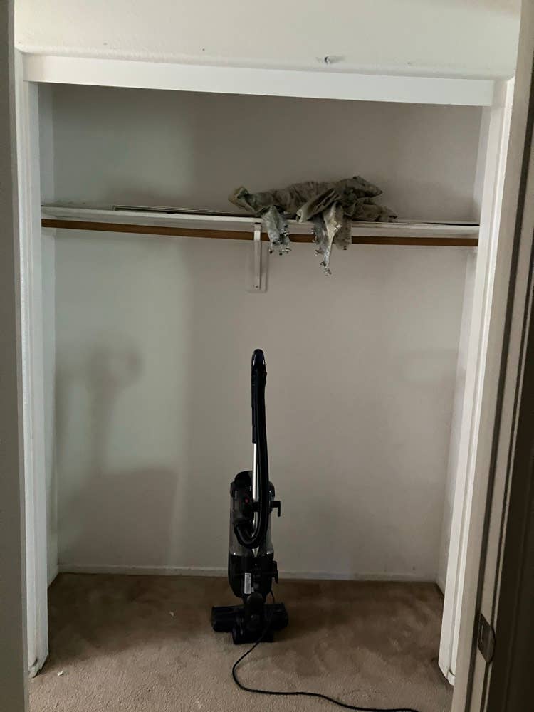 Room for rent!! I’m renting room