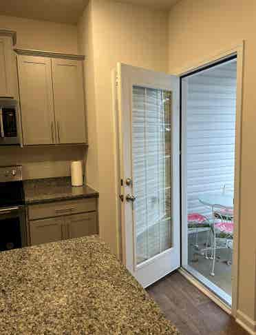 2 Bedrooms for rent.