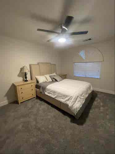 Room with queen bed or 2 single bed