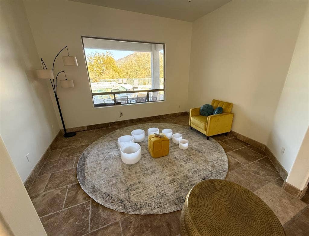 Fantastic Room, pool, hot tub