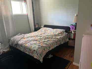 Bdrm w/ private bath & office