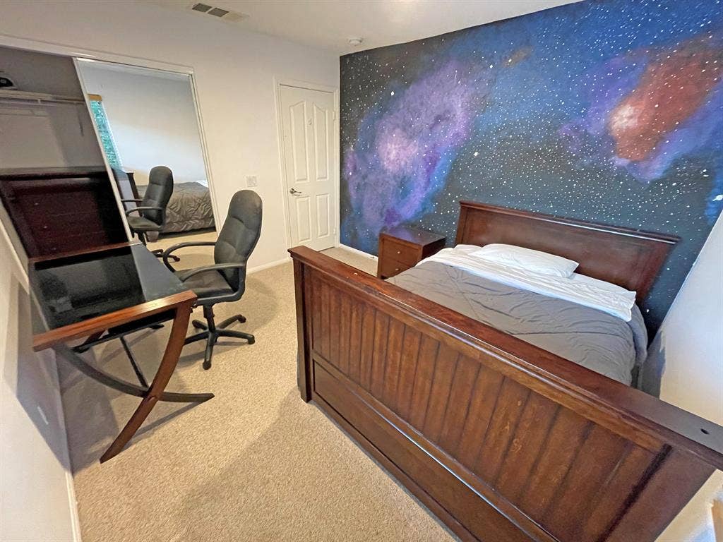 Furnished private room next to UCSB