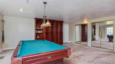 PVT ROOM WITH BATH IN VIEW MANSION