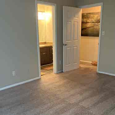 Roommate wanted !