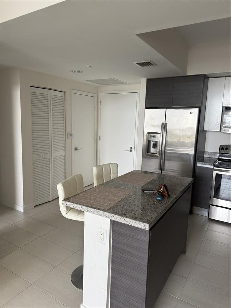 Lease Takeover in New River - FLL
