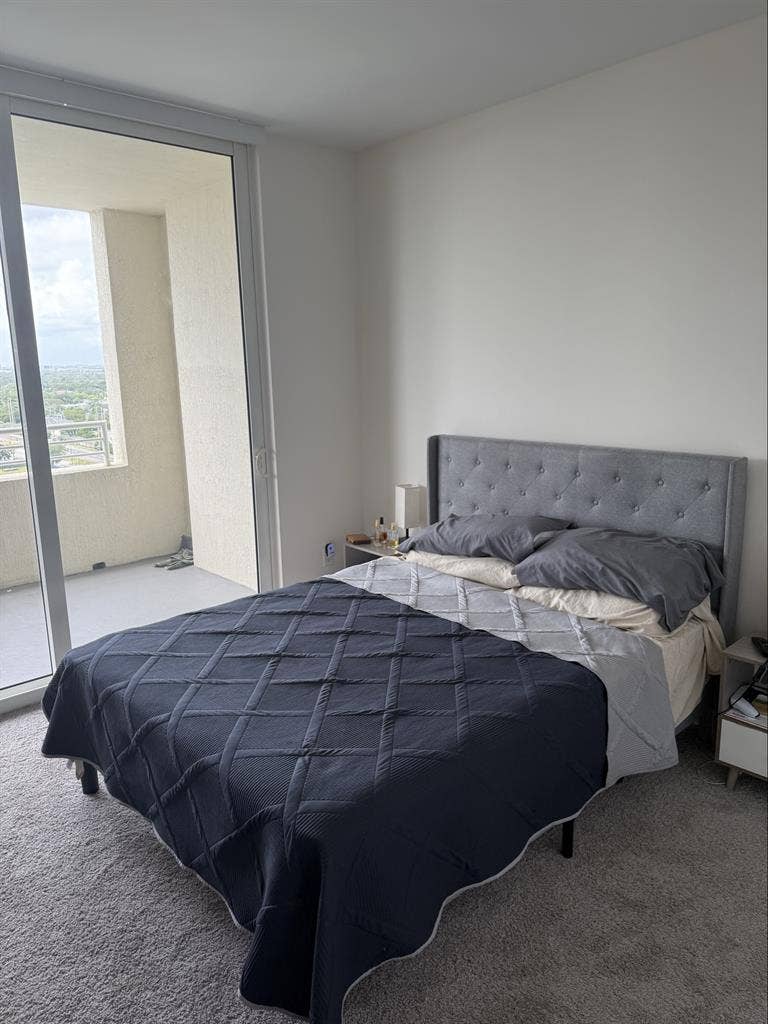 Lease Takeover in New River - FLL