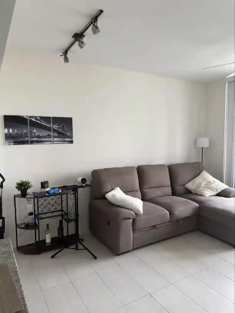 Lease Takeover in New River - FLL