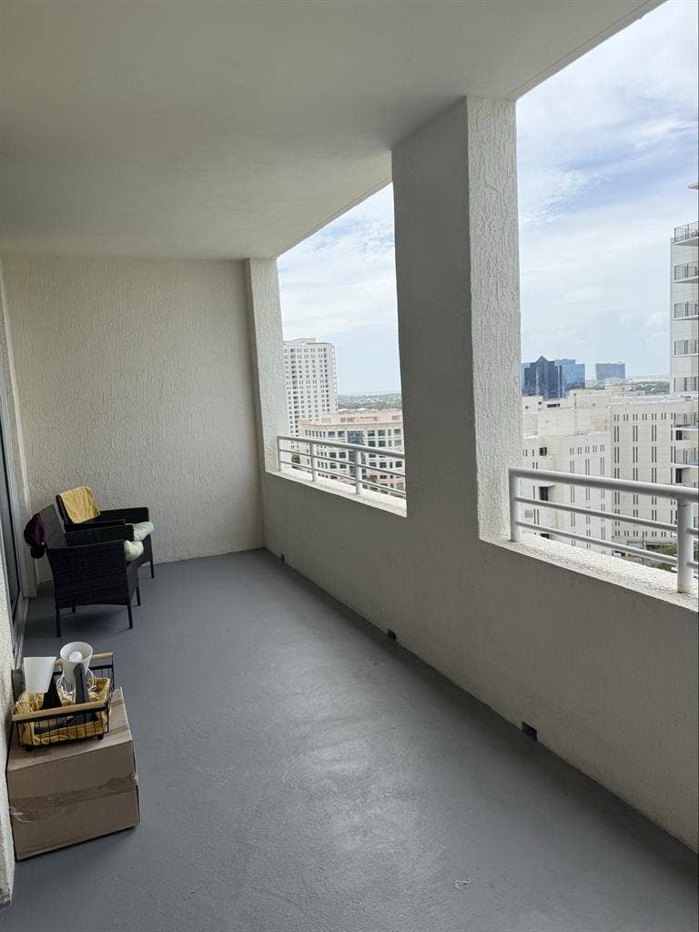 Lease Takeover in New River - FLL