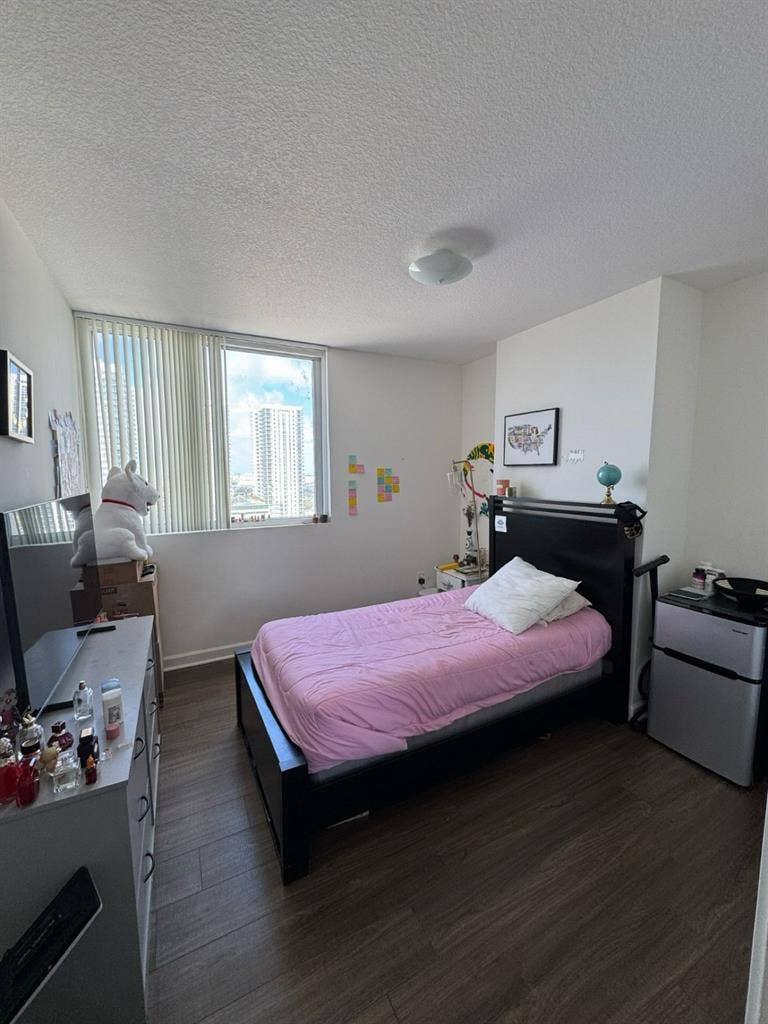Room for Rent Downtown Miami