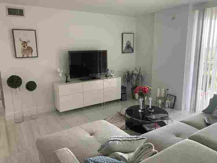 Furnished room for rent