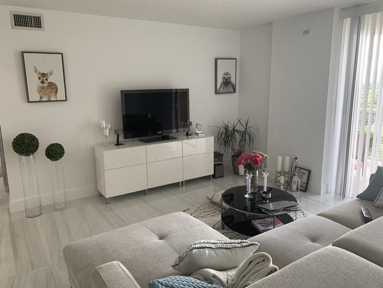 Furnished room for rent