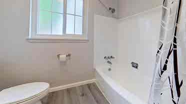1 BR in Hayward