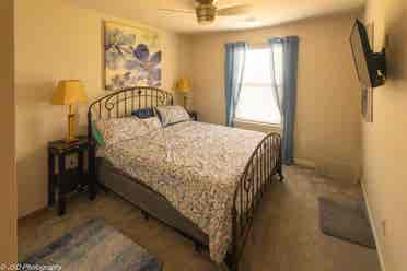 Roommate wanted