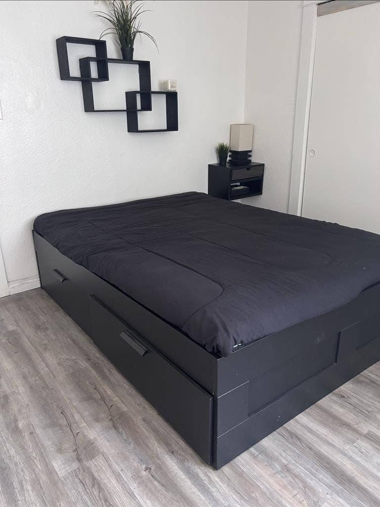 Looking for a tenant