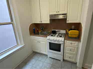 Available Room in HK-