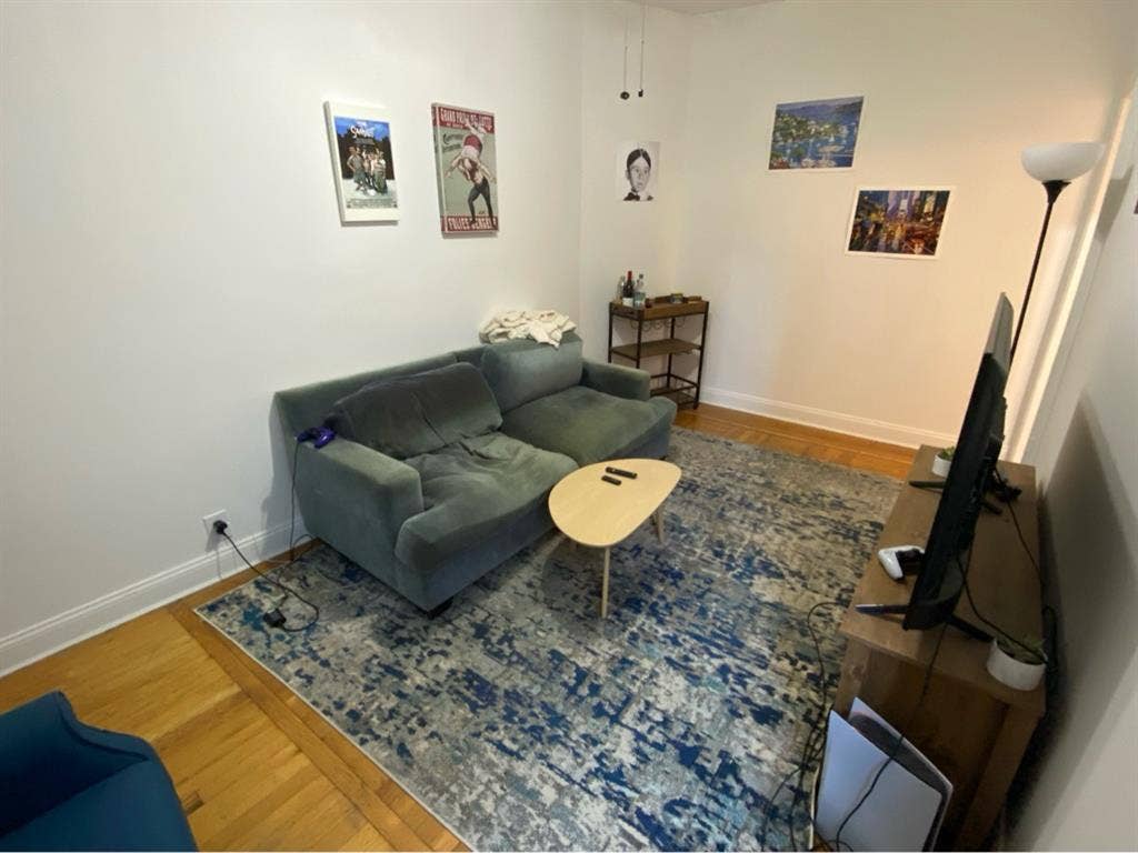 Available Room in HK-