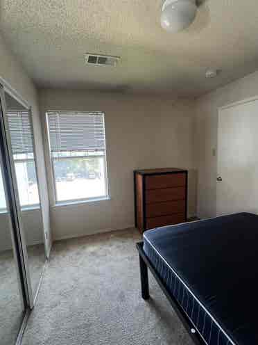 LEASE TAKEOVER FOR RAMS POINTE