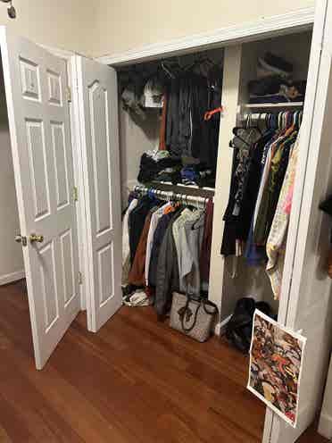 TWO 
ROOMS AVAILABLE IN NW D.C!!