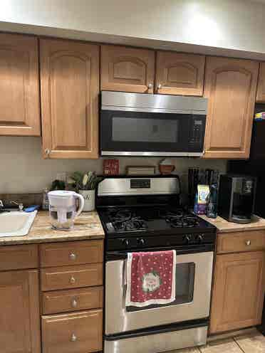 TWO 
ROOMS AVAILABLE IN NW D.C!!