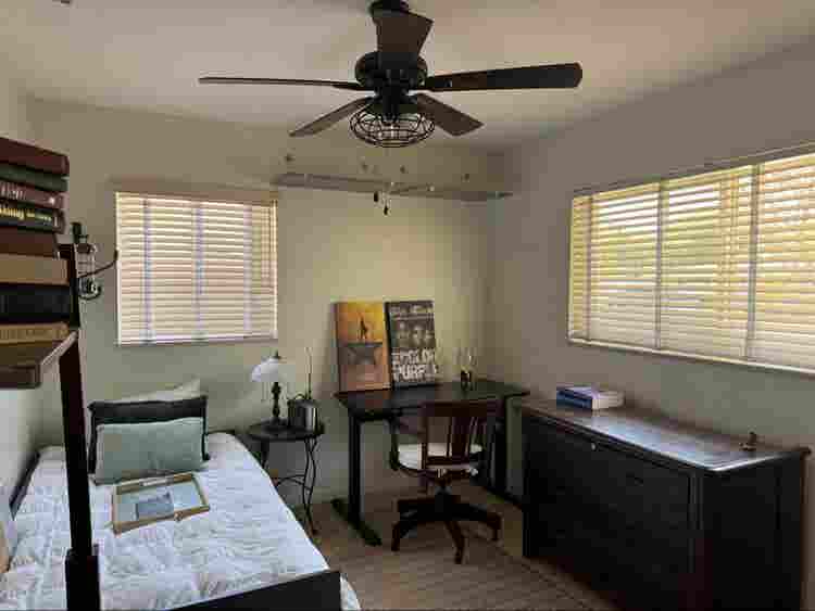 3 Rooms Available