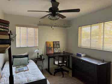 3 Rooms Available