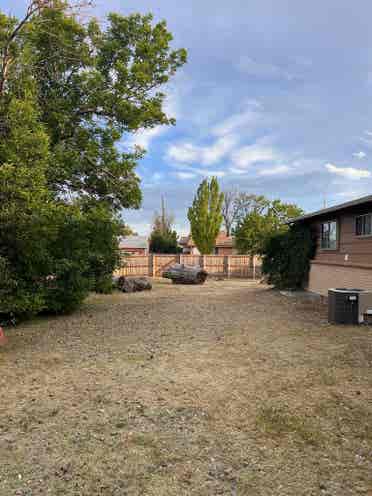 Large room nice home near bus stop