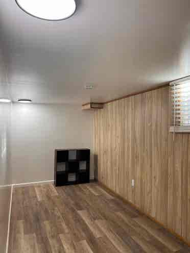 Large room nice home near bus stop