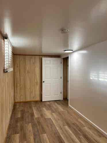 Large room nice home near bus stop