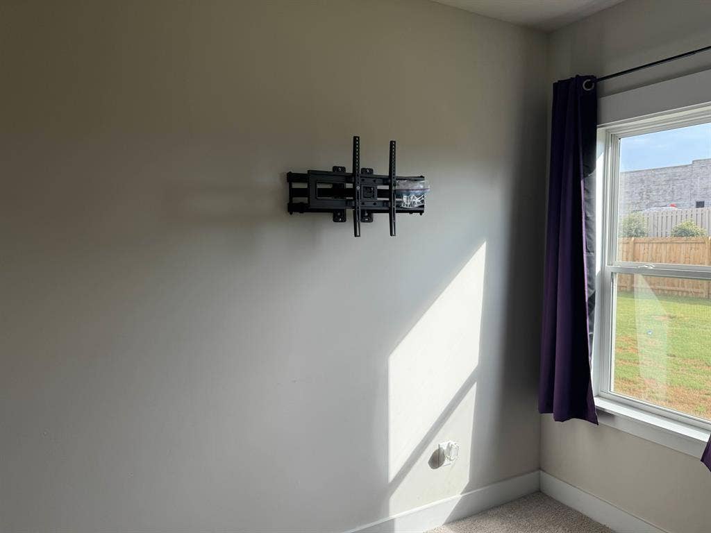 Room in newer Simpsonville house