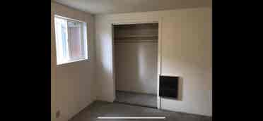 Nice room in 3br house