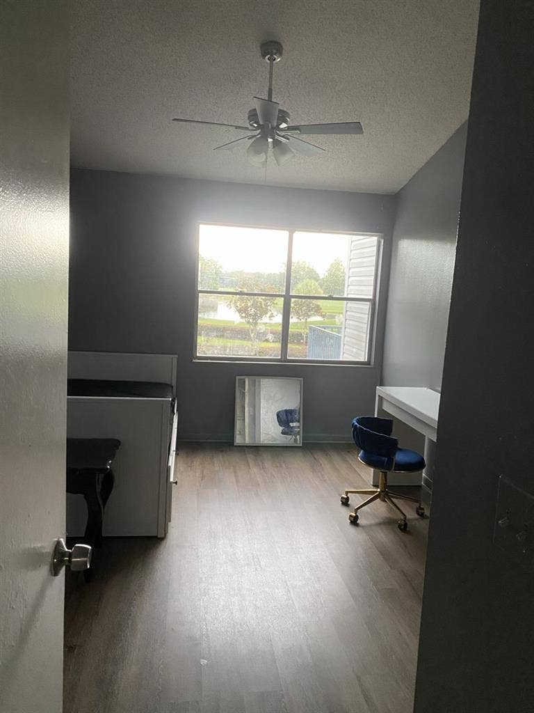 Room for rent