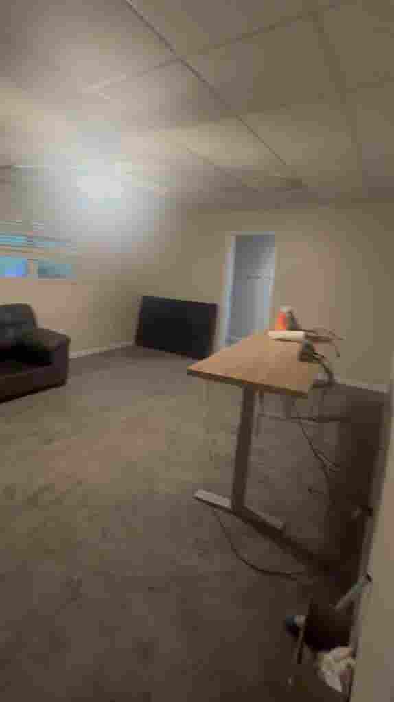 2BED FULL BASEMENT APARTMENT