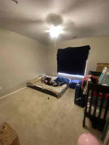2 Bedrooms, 2 Bathrooms apartment