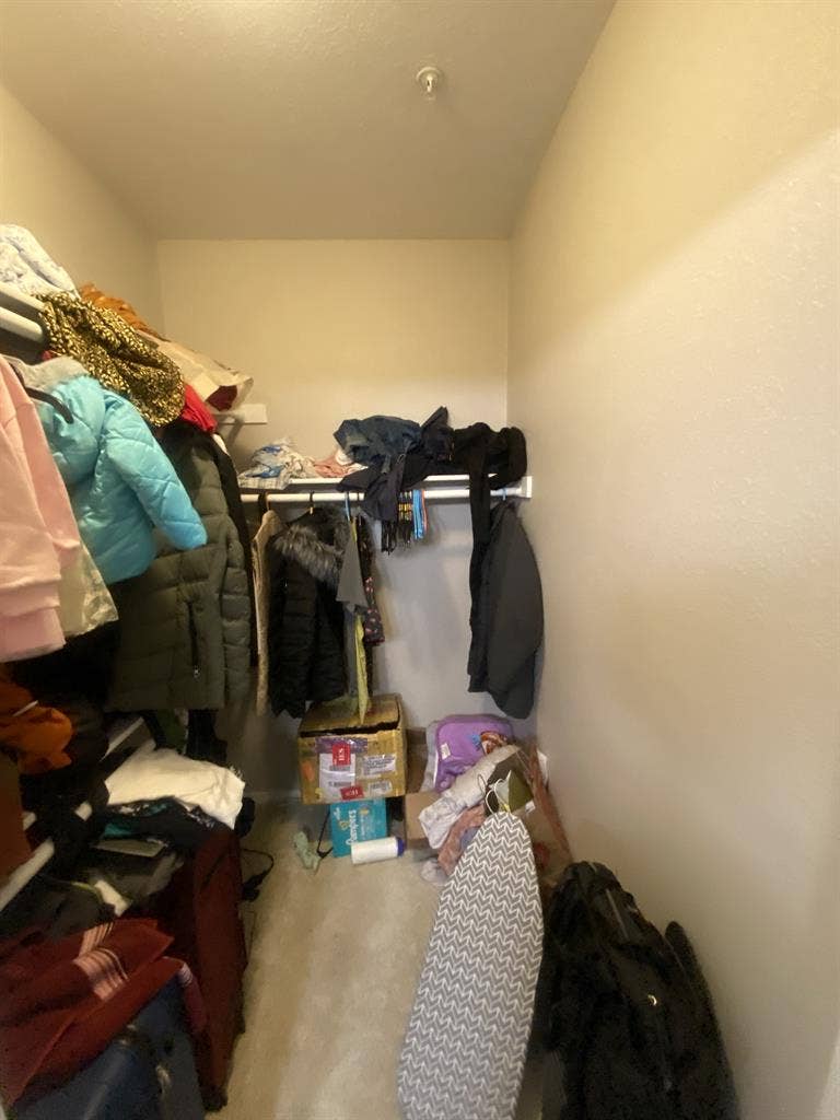 2 Bedrooms, 2 Bathrooms apartment