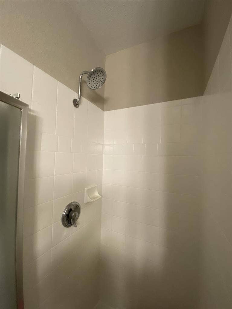 2 Bedrooms, 2 Bathrooms apartment