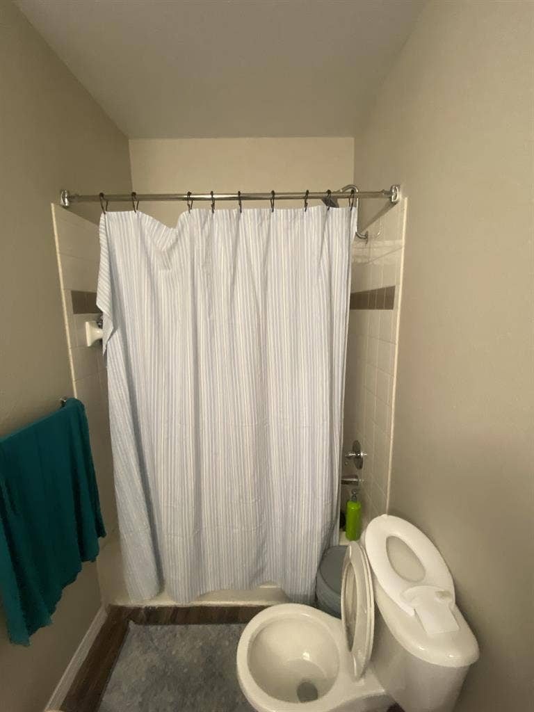 2 Bedrooms, 2 Bathrooms apartment